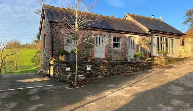 Charming Countryside Cottage