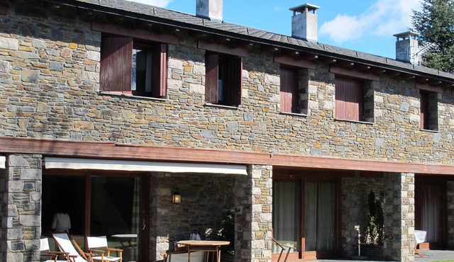 Charming, cozy place to enjoy the mountain