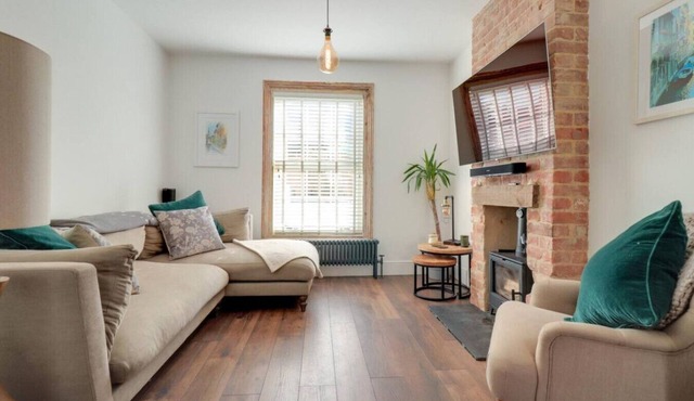 Charming Dog Friendly Cottage in Devon | Sleeps 4