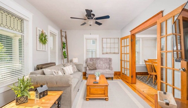 Charming Downtown Home w/Modern Kitchen