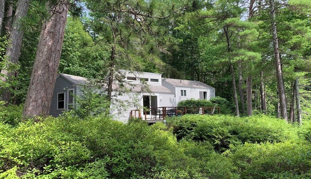 Charming Dual Cottages on the Barbers Pole