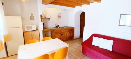 Charming Duplex Cottage with Mezanine & Pool - Casa 3