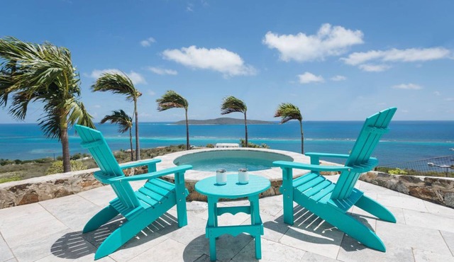 Charming East Guesthouse - Panoramic Sea Views