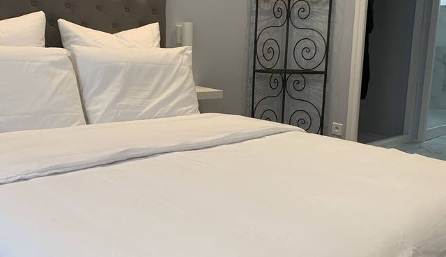 Charming Eiffel Tower Appartement