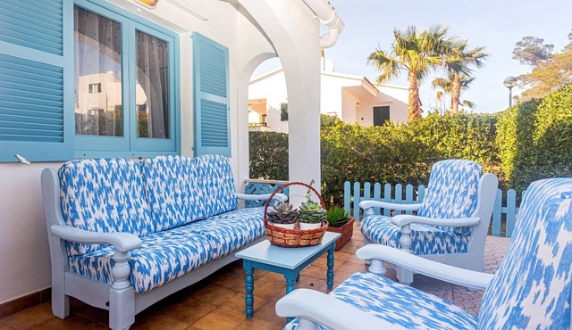 Charming Vacation Home “Villa Arbocers” with Wi-Fi, A/C, Terrace & Garden; Parking Available