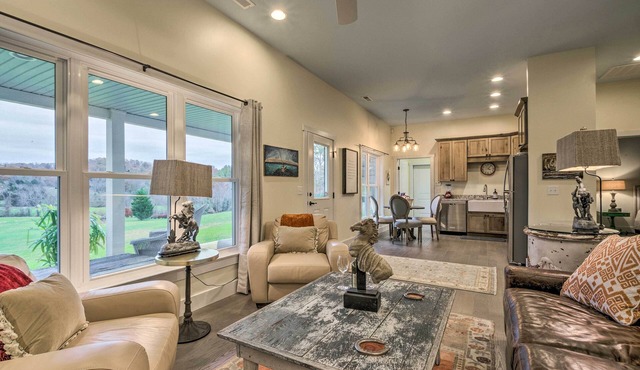 Charming Fairview Home on 40-Acre Horse Farm!
