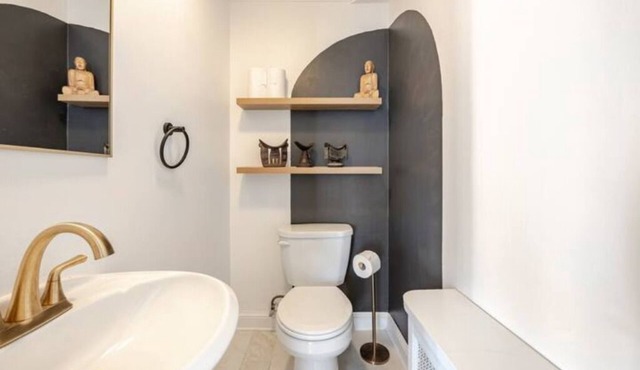 Charming Family & Fido Oasis in Washington D.C.
