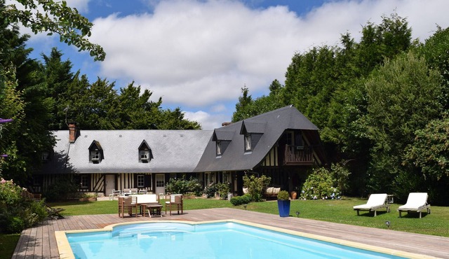 Charming farmhouse with swimming pool in Normandy - Couple room "Sissi"