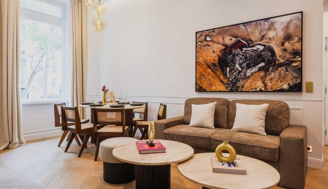 Charming flat - 2BR- 6P - Arc de Triomphe