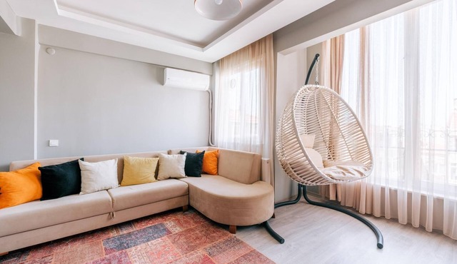 Charming Flat, 3 min to Bull Statue, 5 min to Moda