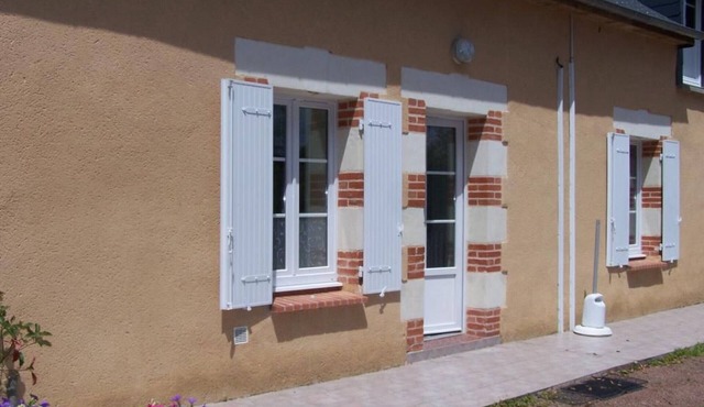 "Charming Renovated Farmhouse with Bikes in Peaceful Hamlet"