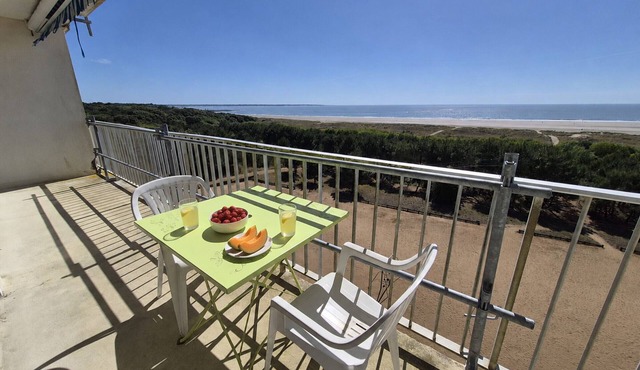 Charming renovated T2 with balcony and parking, direct beach access - Saint Brevin