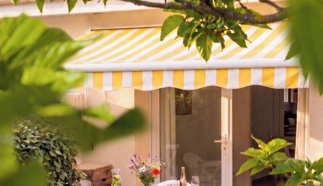 ⭐️Charming home⭐️beach access⭐️ heated swimming pool⭐️