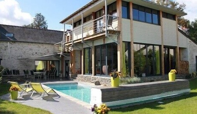 Charming house on the banks of the Loire