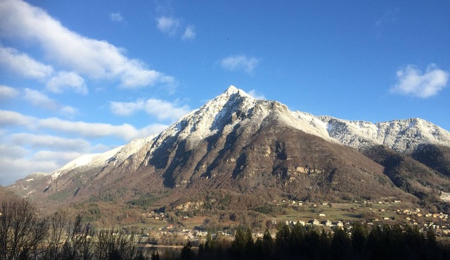 * Charming Gite comfortable, quiet and spacious in the mountains