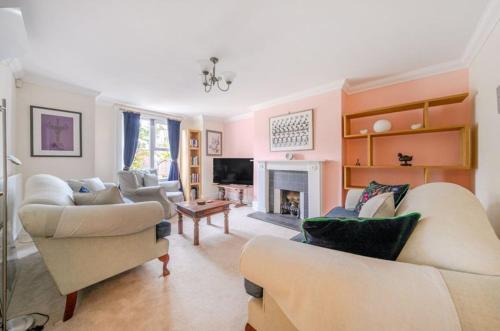 Charming Garden Flat