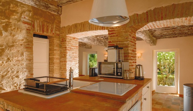 Charming gîte, 45 minutes from Toulouse and Carcassonne