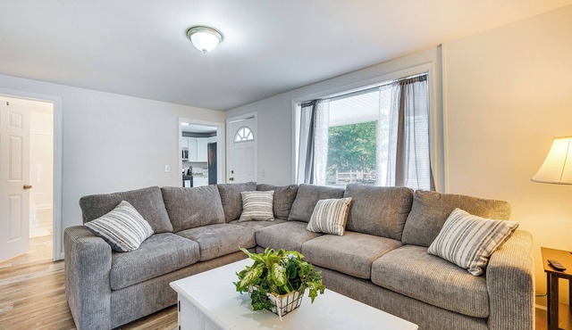 Charming Glens Falls Retreat Near Downtown!