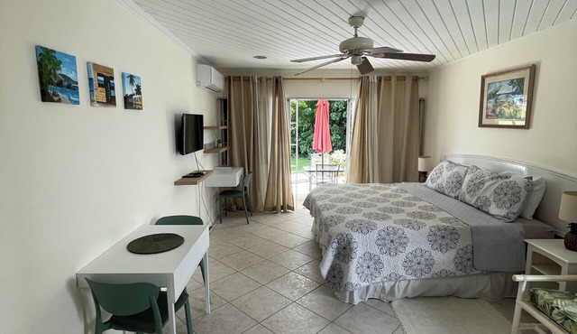 Charming Ground-Floor Studio in South Coast Barbados