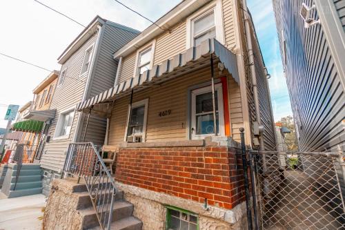 Charming Guest House - Pittsburgh's Little Italy