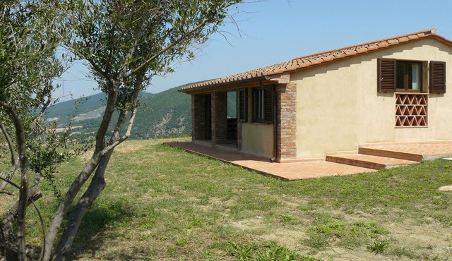 Charming house with breathtaking view from Pisa to Elba Island.
