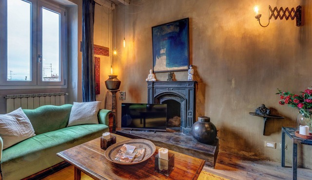 CHARMING HIDEAWAY IN FLORENCE OLD TOWN