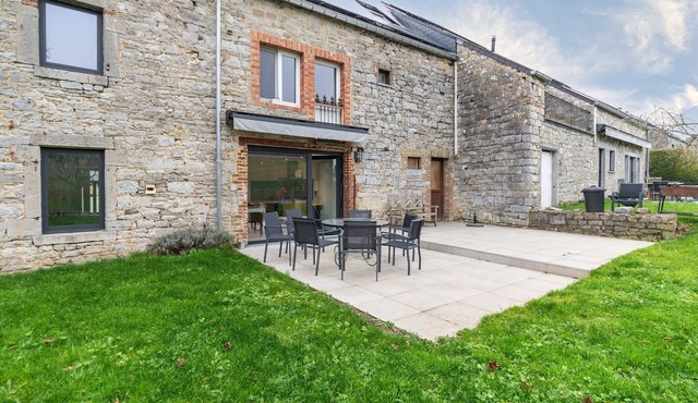 Charming holiday home with garden
