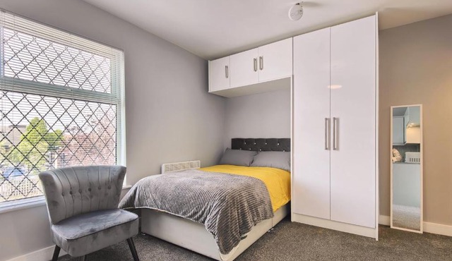 Charming Holiday Studio in Hazel Grove - Self Catering Apartment 2