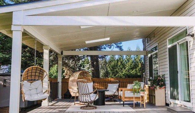Charming home-away-from home. Great location.
