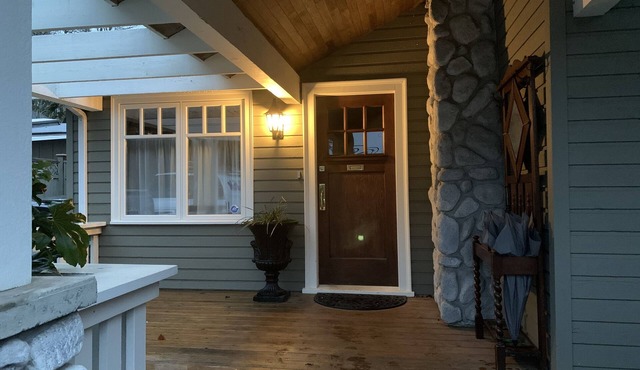 CHARMING HOME Close to Nature and City