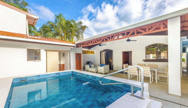 Charming Home in Gated Community with Private pool