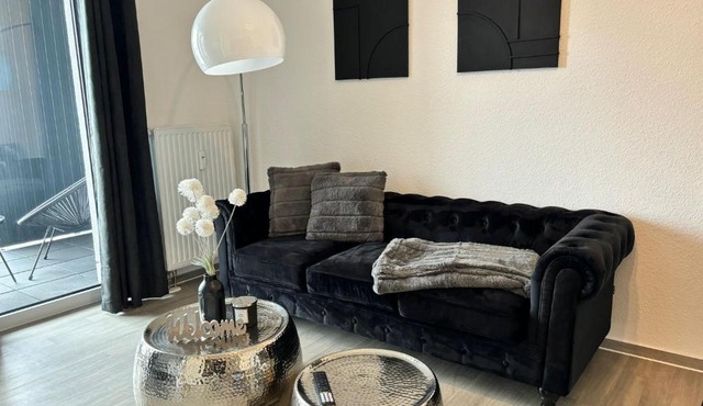 Charming Homes - Studio 23