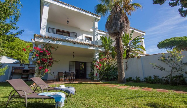Charming house located only 200 meters from the beach and by the Natural Park
