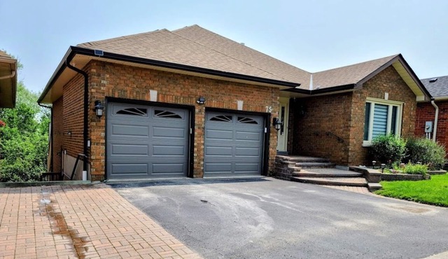 Charming House Close to 401/Downtown