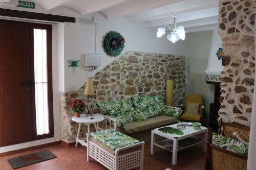 Charming house in Estivella near nature