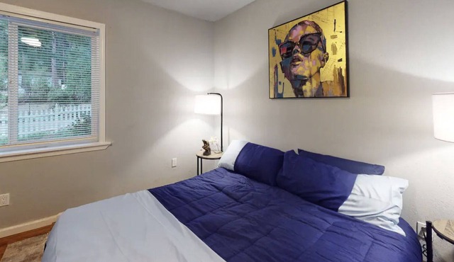 Charming House w/ Wi-Fi + Self Check-in