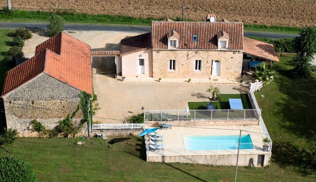 Charming House with Private Pool between Périgord and Quercy