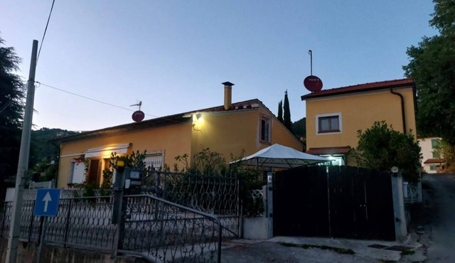 Charming house with private parking