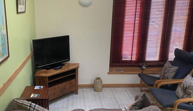 Charming in the heart of Stromness Pet friendly nSaturday Arrival and Departuren