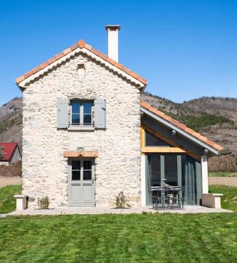 Charming little house, quiet, nature, privacy