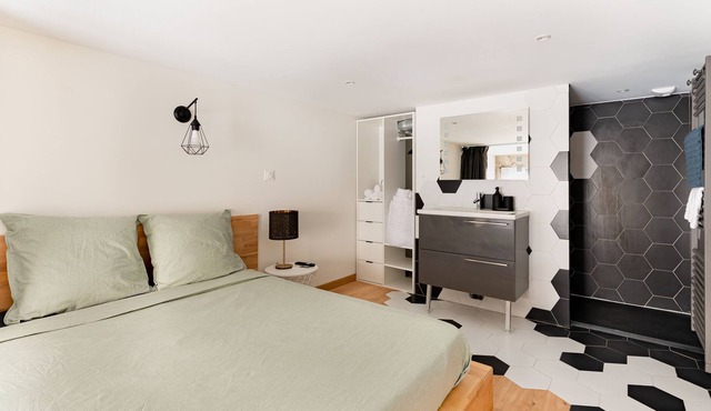 Charming Loft desing Hyper-centre Tram NETFLIX