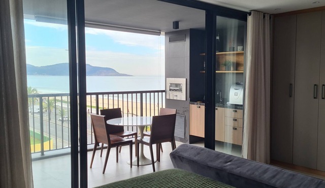 Charming loft with barbecue on the balcony and sea view