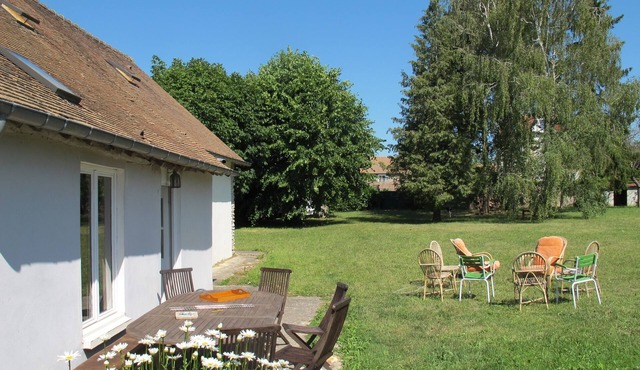 Charming longere normande with swimming pool