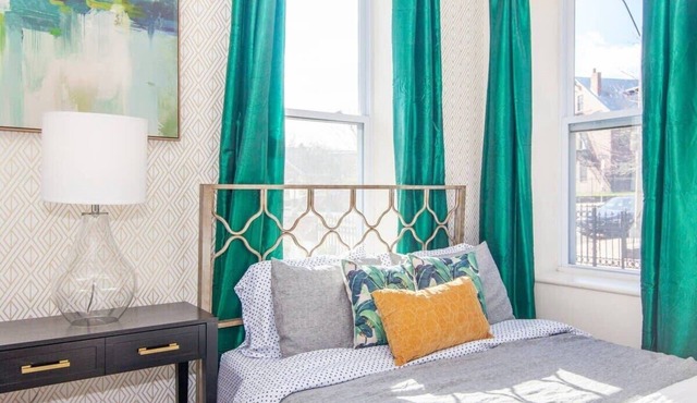 Charming Luxury Duplex | near T