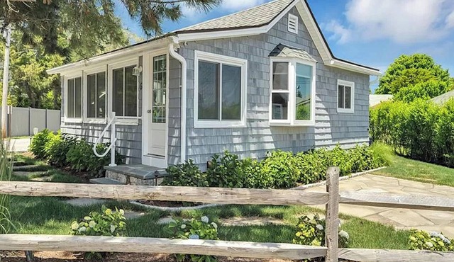 Charming New Beach Cottage
