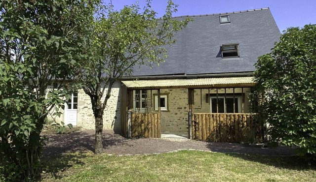 Charming old house in the heart of the village with garden and terrace