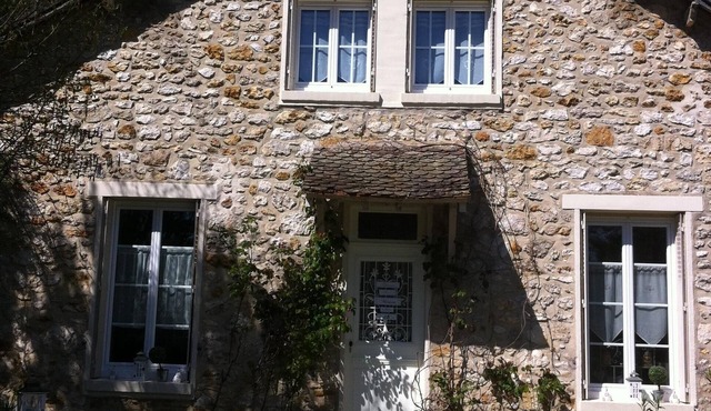 Charming, peaceful house in Barbizon located 200 meters from the forest