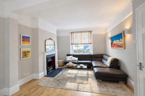 Charming Pimlico Family Townhouse
