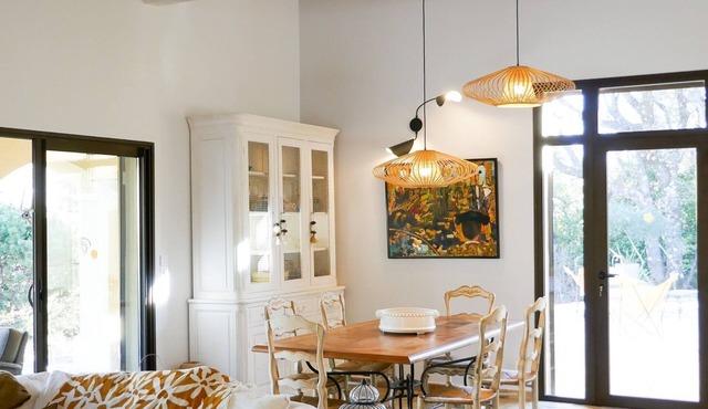 Charming Provençal Villa, A/C, Private Pool, Landscaped Garden & Quiet Setting