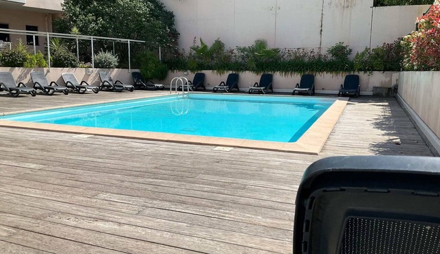 Charming refurbished cocoon with swimming pool